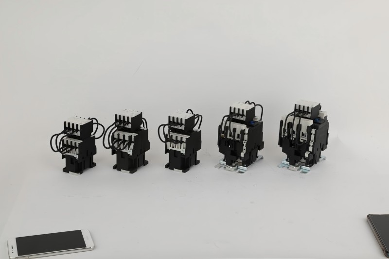 Lỗ đen của Contactor: Tại sao 98% điện không thực sự được tiêu thụ?